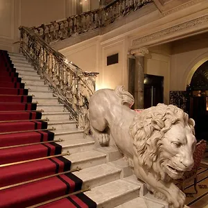 Hotel Grand Plaza, Rome