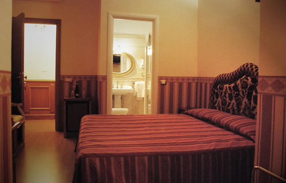 Barberini Suites Rzym 3*,  Włochy